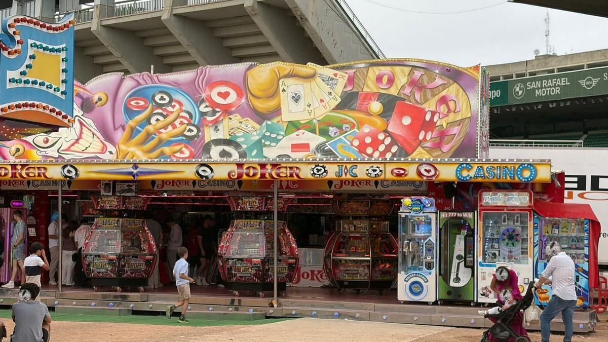 Imagen de una de las atracciones que señala Facua en la Feria de Córdoba.