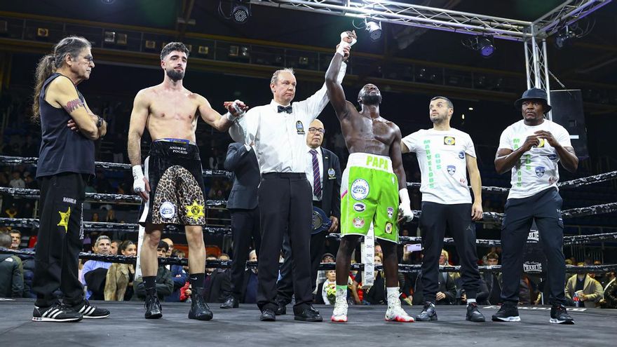 José Luis Navarro Jr cae por KO ante Tamba en el Europeo Silver