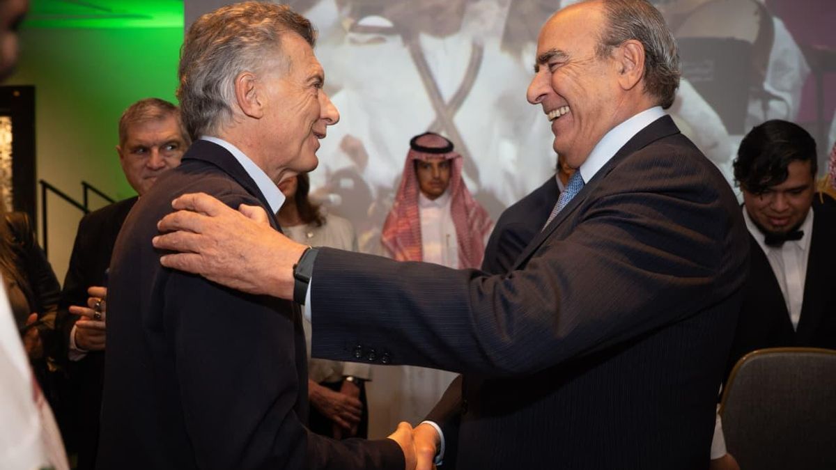 Mauricio Macri y Guillermo Francos se encontraron en un acto organizado por la Embajada de Arabia Saudita en el Hotel Four Season.