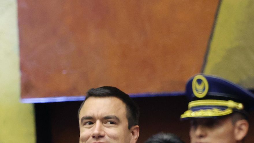 El presidente de Ecuador fija el 14 de diciembre como posible fecha para consulta popular