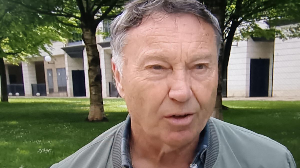 Mateos, el guardameta asturiano que a sus 70 años batirá un récord nacional en una competición de fútbol