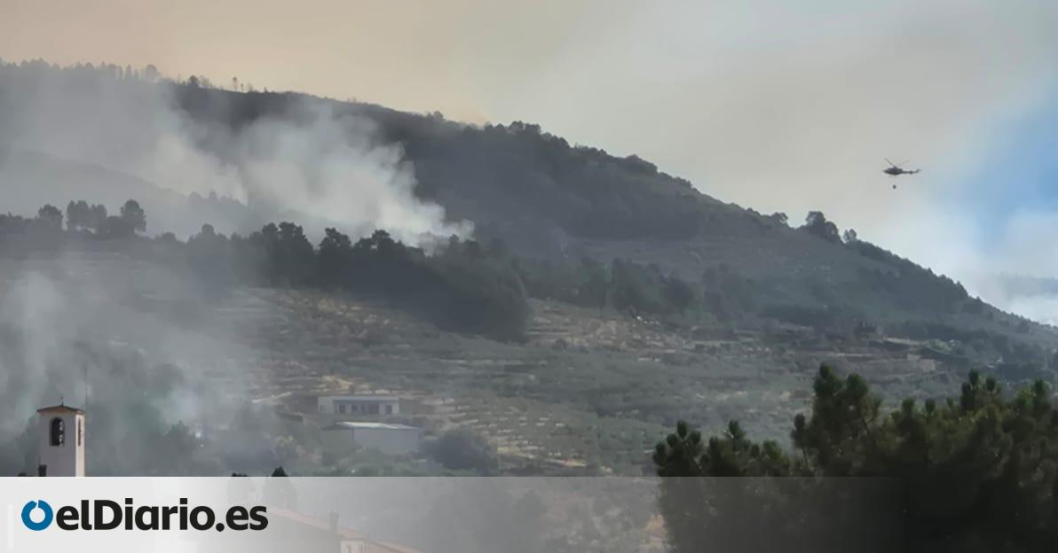 El 60% del perímetro del incendio de Las Hurdes está estabilizado y por ahora se descartan más desalojos