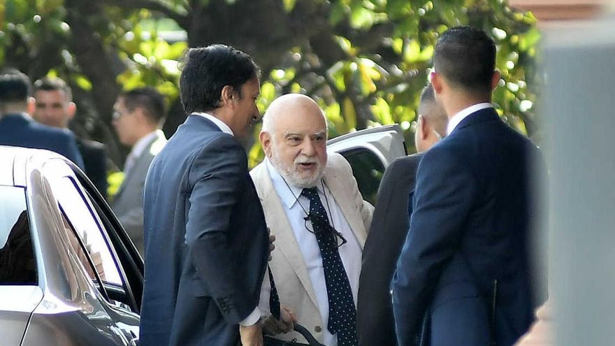 Rodolfo Barra: “Nuestro Presidente es una figura análoga al Rey”