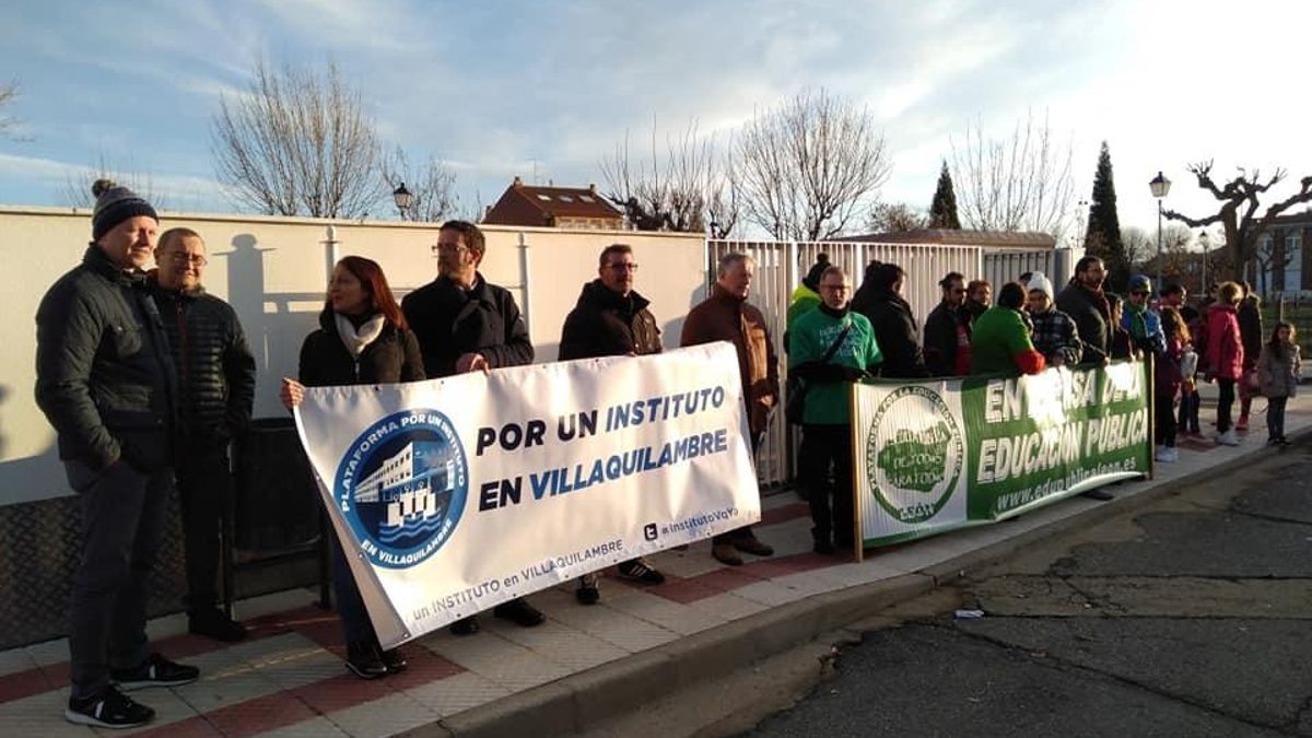 Imagen de archivo: una protesta para reclamar un instituto en Villaquilambre.