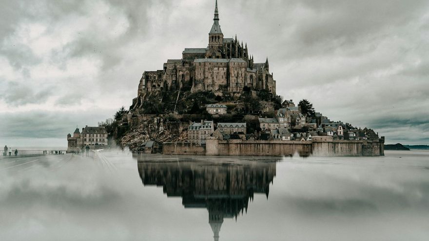 Un viaje al Monte Saint-Michel: la abadía entre el cielo y el mar de Normandía