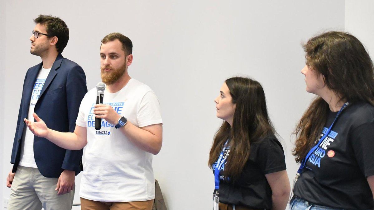 La Cátedra Emacsa muestra la transformación digital del ciclo del agua a jóvenes profesionales del sector