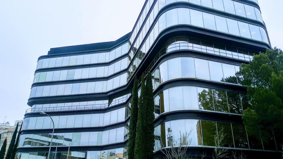 Edificio sede de la CNMV en la calle Edison de Madrid.