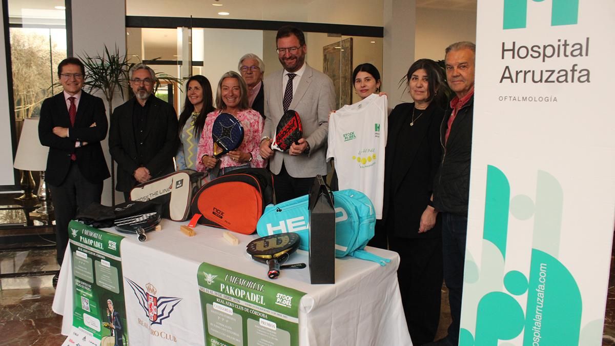 El Real Aeroclub rinde homenaje al "mejor árbitro de pádel del mundo"