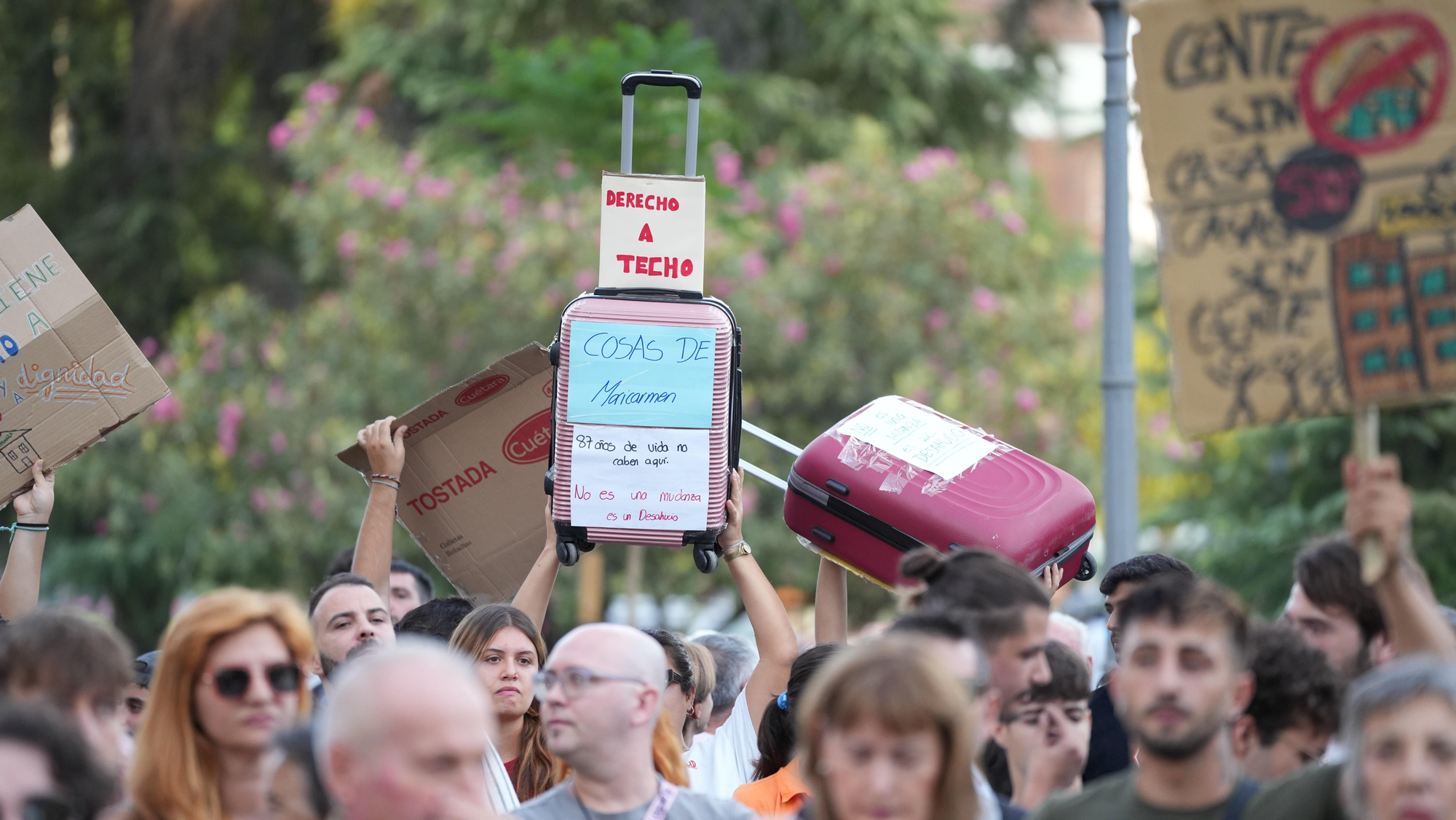 Concentración en Córdoba por la vivienda tras el desahucio de Maricarmen