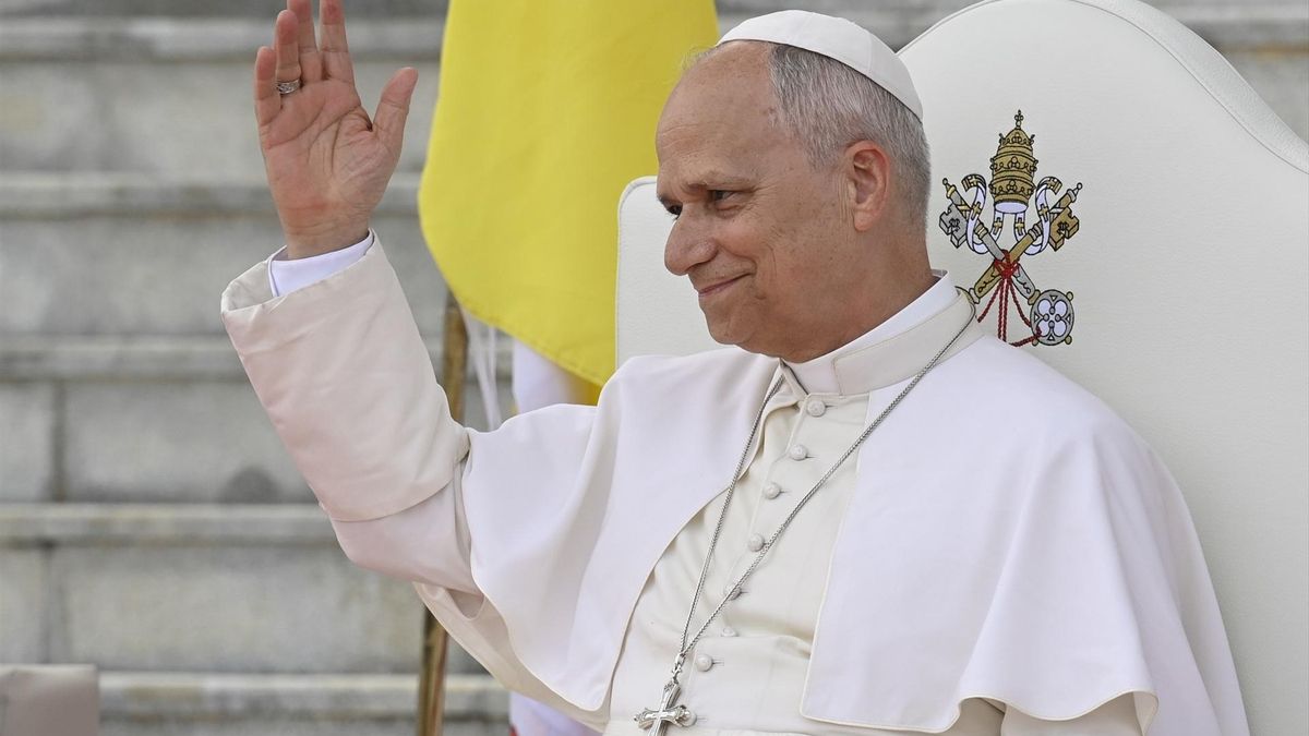El papa hará en Arguineguín una ofrenda floral a los migrantes muertos en la Ruta Canaria