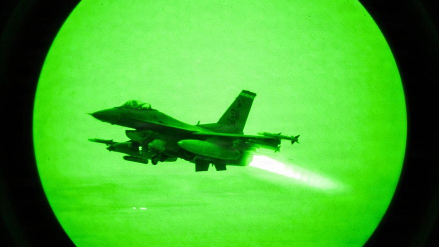 Emiratos y Arabia Saudí denuncian ataques con drones mientras Trump advierte a Irán de que se acaba el tiempo