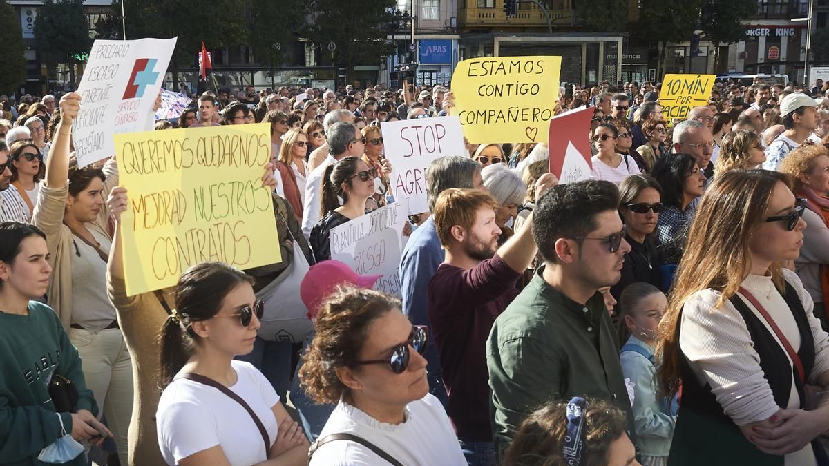 Colectivos políticos, sociales y sindicales llaman a participar en una manifestación por la sanidad pública este sábado