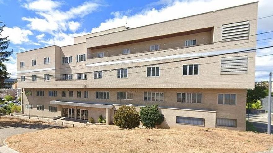 Coalición por El Bierzo sugiere usar la antigua sede de Atención Primaria para compartir Medicina con León
