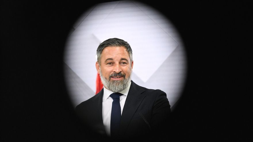 El presidente de Vox, Santiago Abascal comparece ante los medios