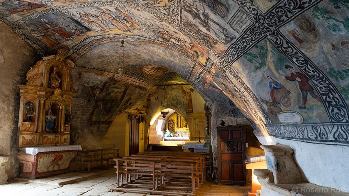 Cueva y Ermita de San Bernabé, Ojo Guareña