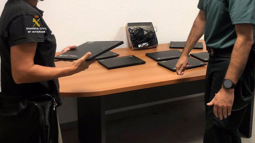 Detenido un menor por robar siete portátiles en un centro de Educación Infantil de Fuerteventura