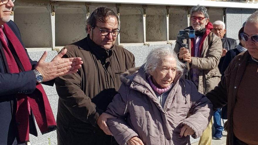 Recuperar los restos de familiares víctimas de la represión franquista: "Es una sensación agridulce, con mucho dolor"