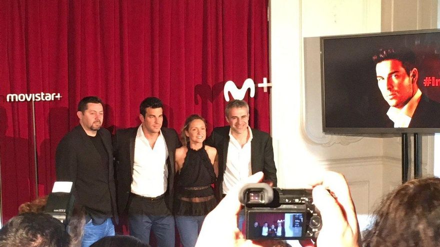 Ramón Campos, Mario Casas, Teresa Fernández Valdés y Domingo Corral