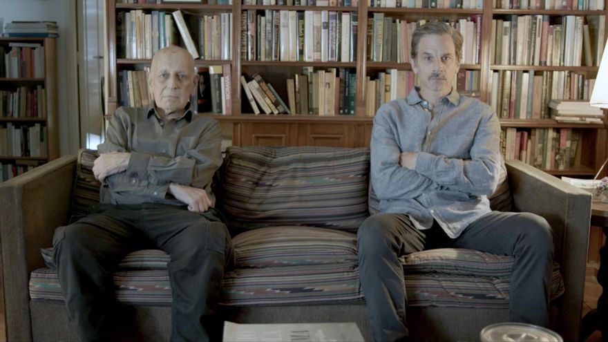 La palabra del año, las máscaras de la amistad