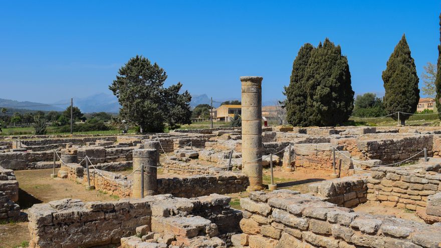 Pollentia, cien años de hallazgos en el yacimiento romano que el franquismo arrasó para construir un ferrocarril