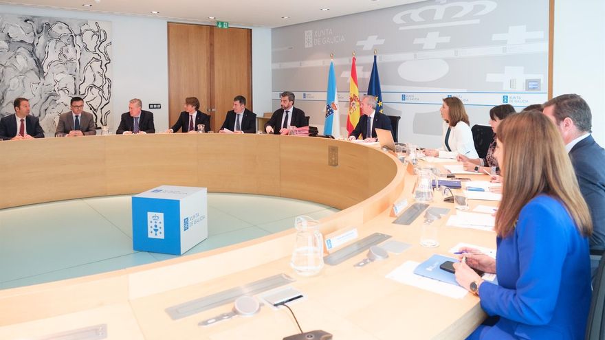 Médicos en formación, voluntarios o con casa en la costa: el plan de la Xunta para reforzar la sanidad en verano