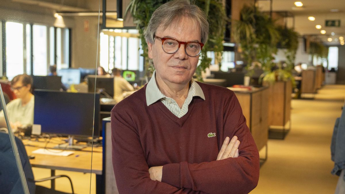 José Manuel Romero en la redacción de elDiario.es