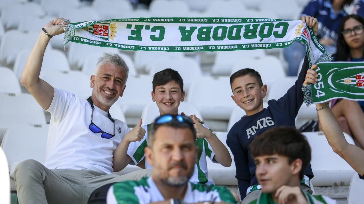 Grada Blanquiverde del Córdoba CF - Sporting de Gijón