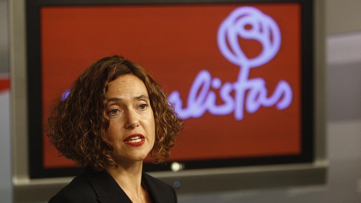 El PSOE reprocha a Podemos que esconda sus siglas en las municipales cuando presume de ser el partido de las bases