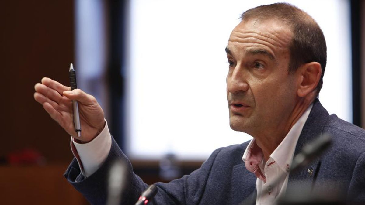 Enrique Bernal, investigador experto en la covid-19.