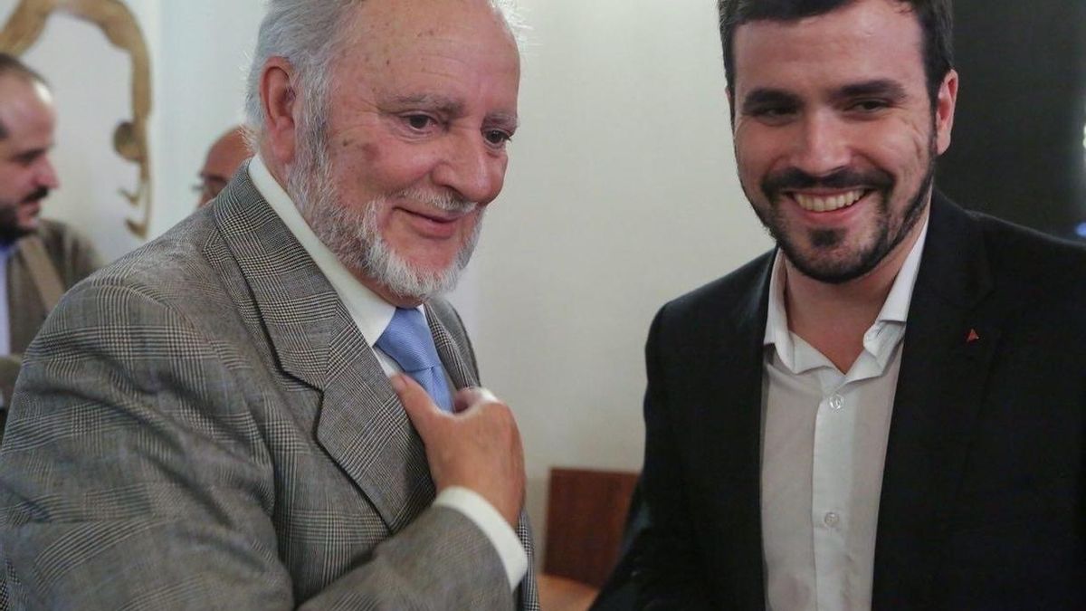 Julio Anguita, sobre Cataluña: "Vamos a un choque de trenes conducidos por insensatos y corruptos"