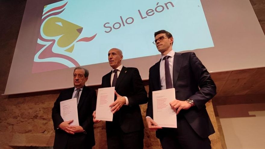 El alcalde socialista de León presenta una hoja de ruta jurídica para que León se separe de Castilla