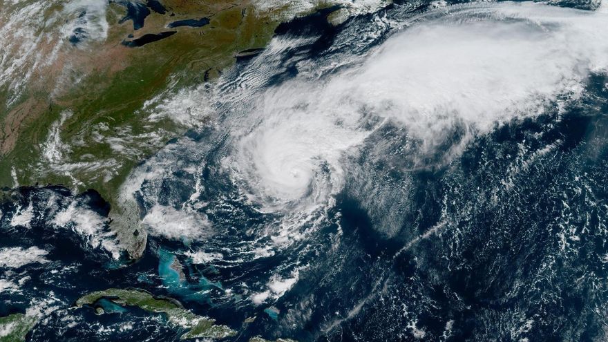 El huracán Imelda se fortalece y amenaza las Bermudas mientras Humberto se desvanece