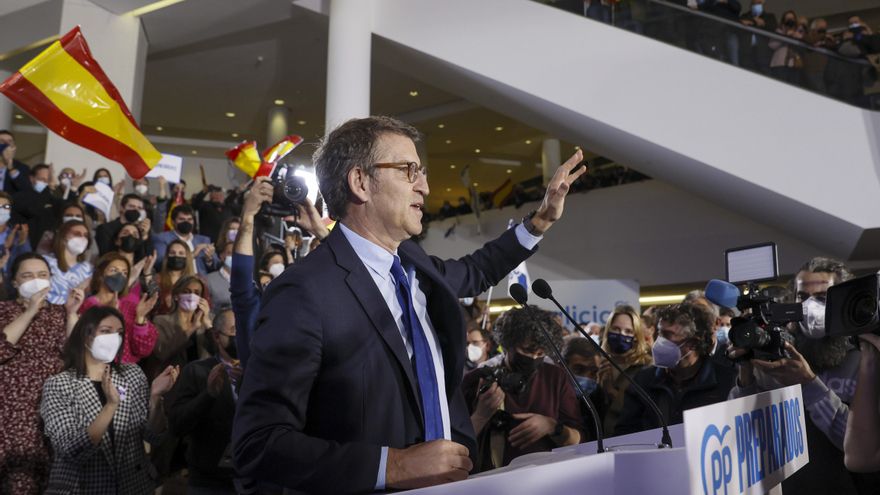 Feijóo acusa a Sánchez de desgobierno en medio de la gira del PP que lo ha apartado de sus funciones de presidente de la Xunta