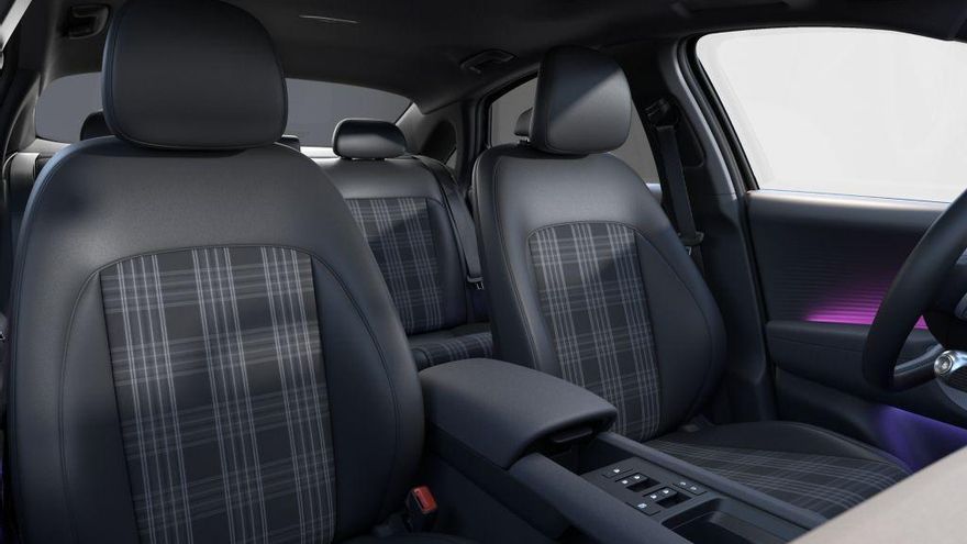 Los asientos de esta edición especial combinan cuero con el tejido Grey Tartan, inspirado en el concept Prophecy EV de Hyundai.