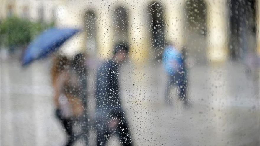 Fin de semana inestable: lluvia y tormentas en la mitad norte y continúan las altas temperaturas