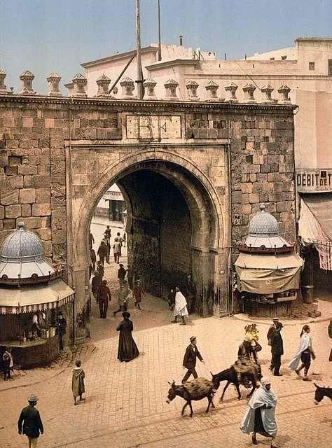 Bab Bhar porte de france Túnez
