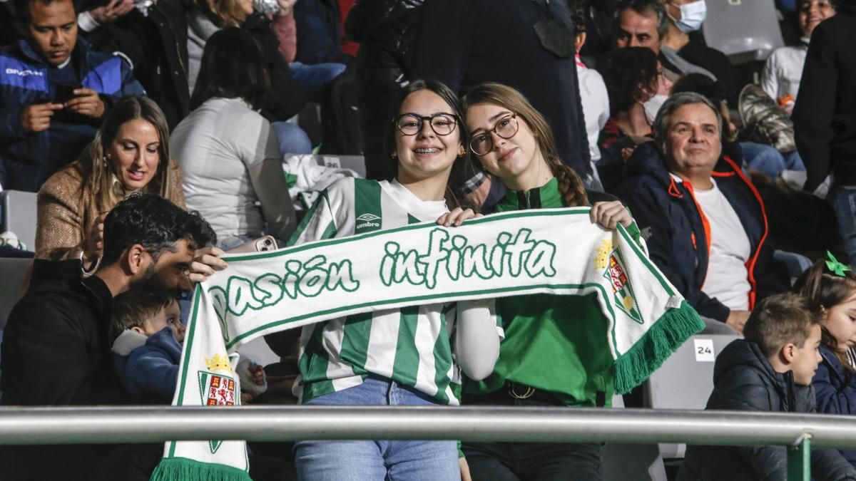 Grada Blanquiverde del Córdoba CF - FC Andorra
