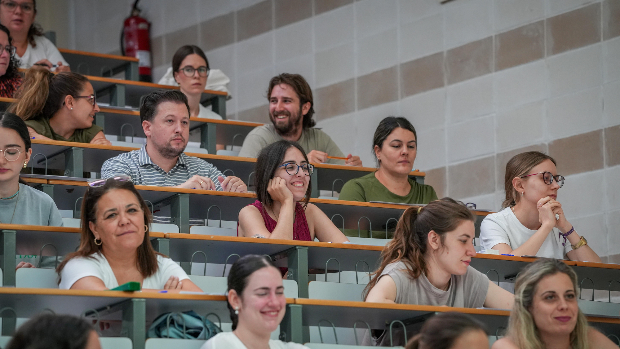 Inicio de la prueba escrita de las oposiciones al cuerpo de Secundaria, de Música y Artes Escénicas y Especialistas en Sectores Singulares de Formación Profesional