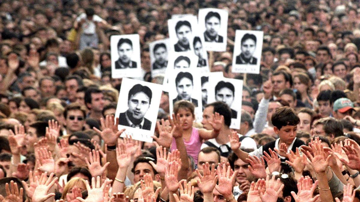 Mediaset prepara un documental sobre el asesinato de Miguel Ángel Blanco y "las operaciones clave" que acabaron con ETA