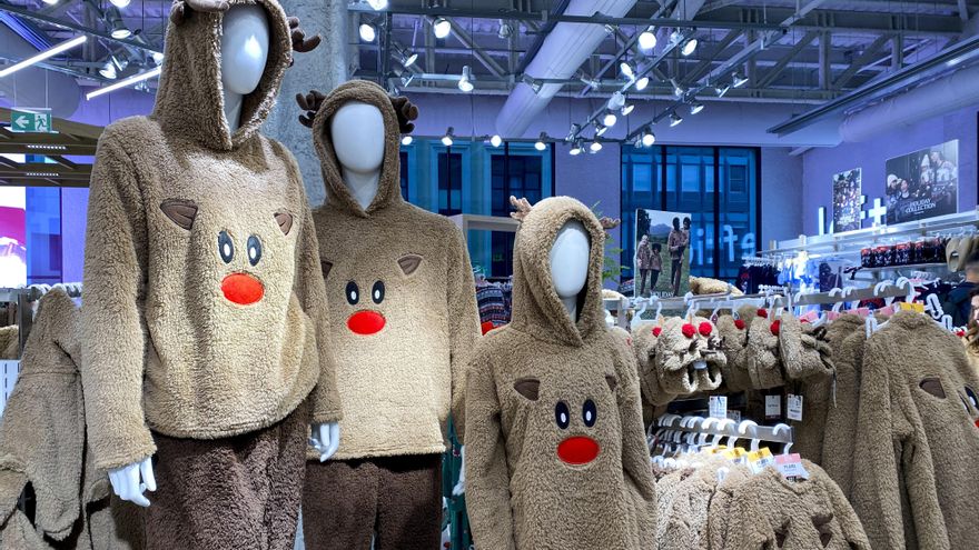 La Navidad cambia el protocolo de elegancia: ¿De gala o en pijama?