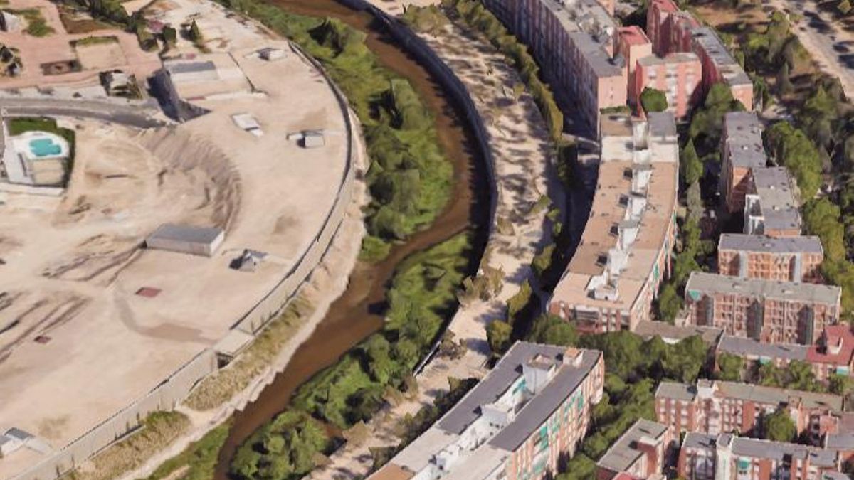 La pasarela que prometió Almeida de Arganzuela a Carabanchel se complica por el desnivel y el cuidado de Madrid Río