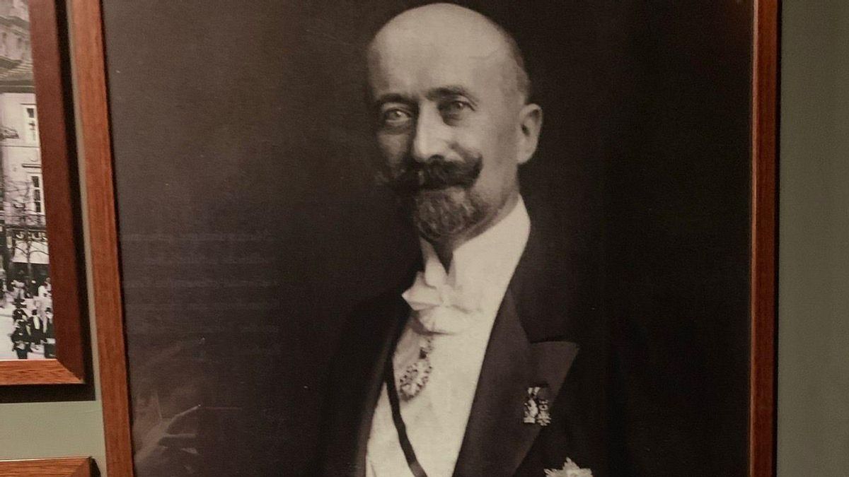 Kafka en la línea de tren Madrid-Cáceres: historia de un destino truncado