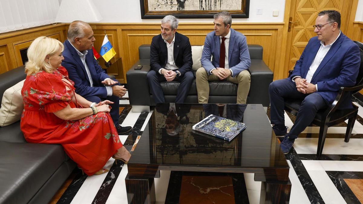 Fernando Clavijo destaca que el Rally Islas Canarias ha sido un escaparate "fabuloso" del archipiélago