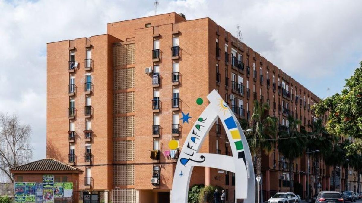 Uno de los bloques de viviendas que forman parte del plan de rehabilitación de la Generalitat.