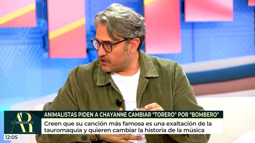 Máximo Huerta critica a RTVE desde 'El programa de AR' por su medida con 'Cine de barrio': "Es ridículo absoluto"