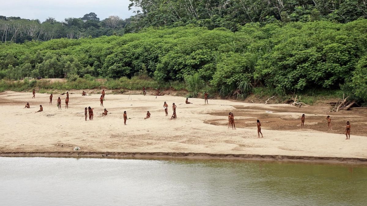 Nadie puede acercarse: así viven los mashco piro, una de las últimas tribus más aisladas del planeta y que más harta está de nosotros