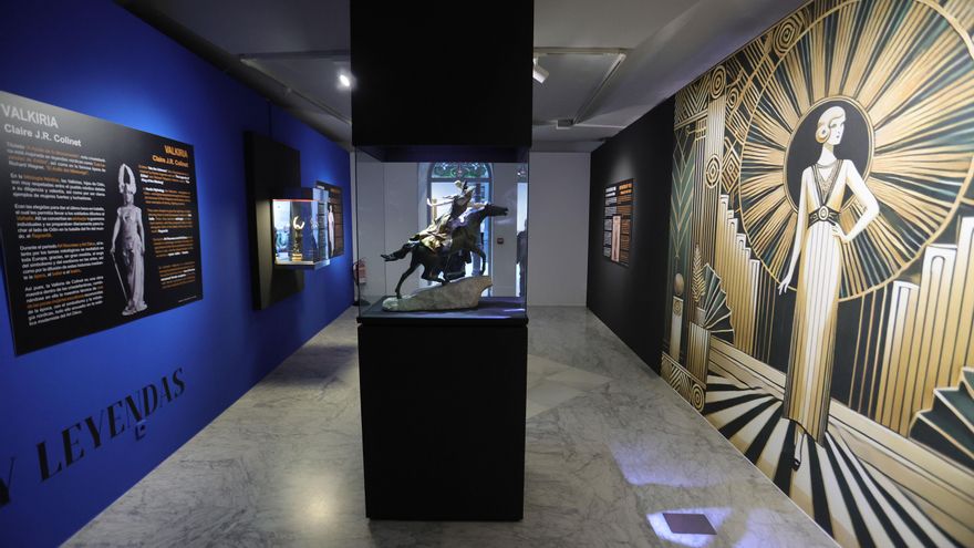 La Casa Lis hace bailar a sus criselefantinas con IA, pero como complemento al original