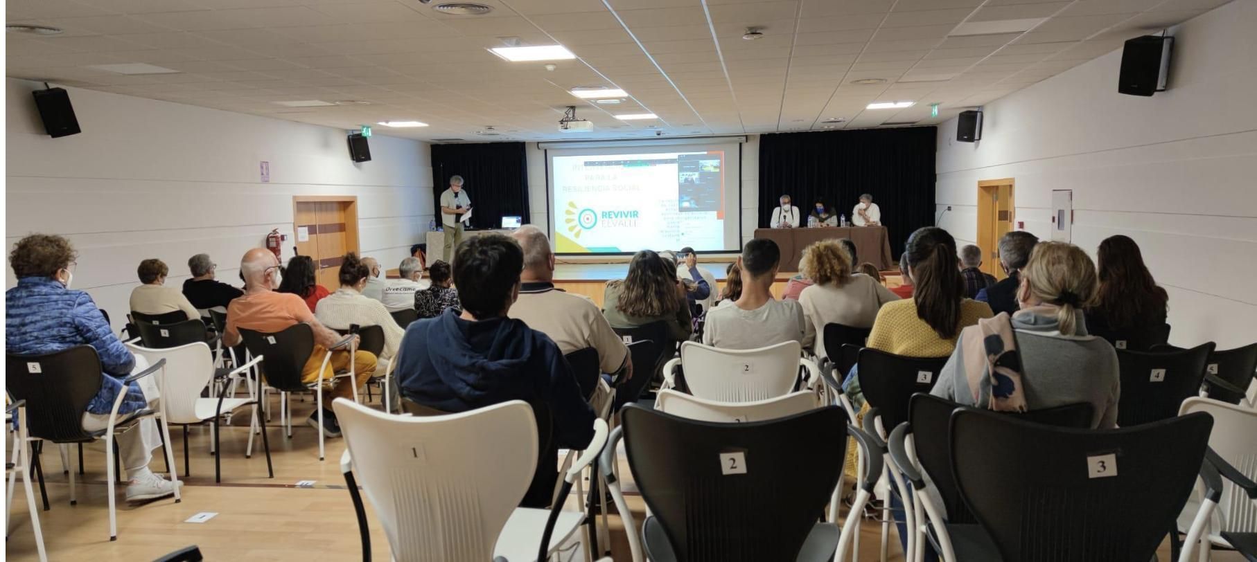 Reunión de 'Revivir el Valle'.