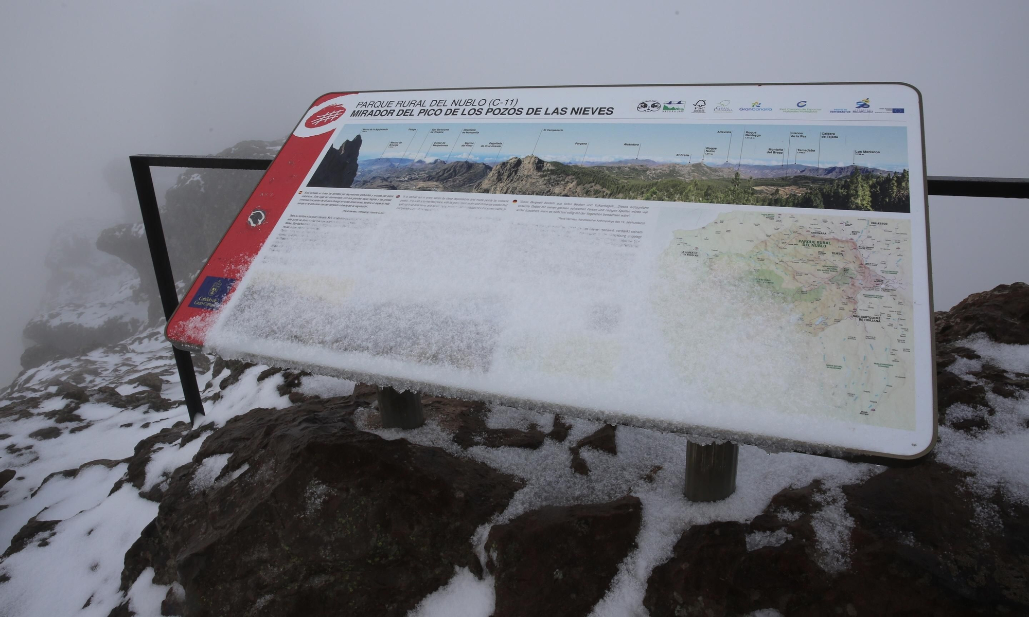Alrededores del Pico de Las Nieves cubiertos de nieve