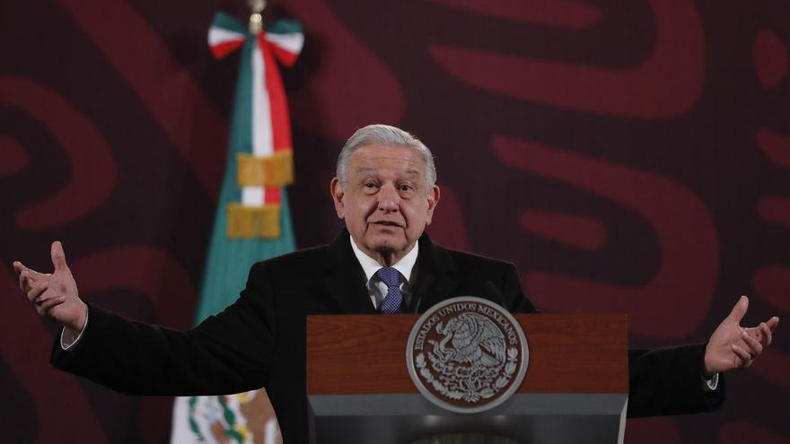López Obrador califica de “politiquería” el campamento militar de Texas en la frontera